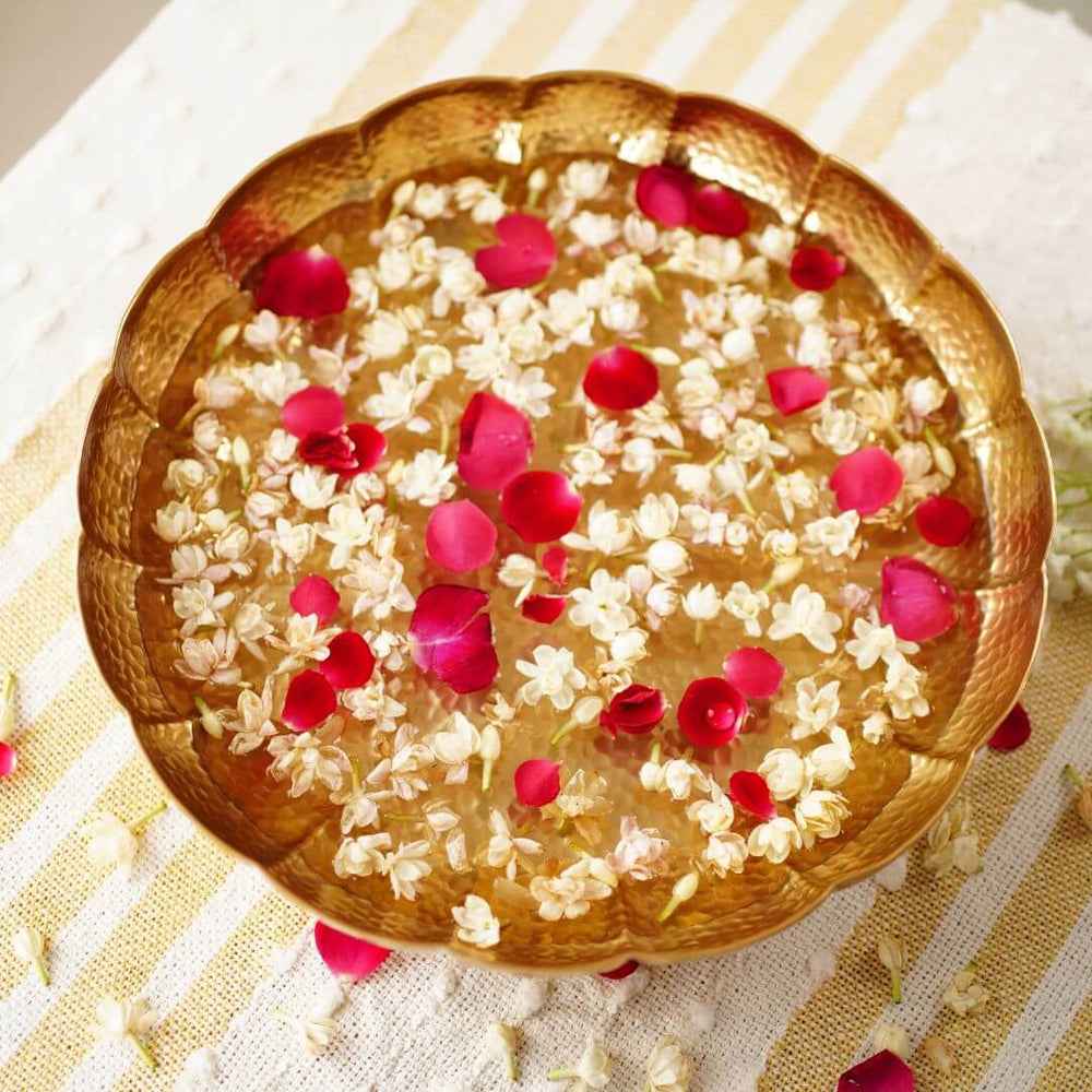 Mogra Metal Urli,Large,Gold